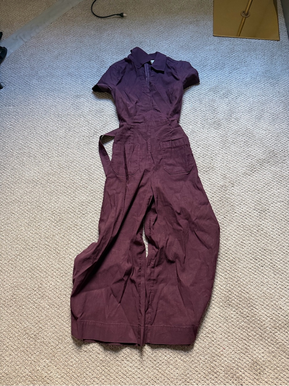 Womens Short-Sleeve Wide-Leg Jumpsuit in Plum - Picture 2 of 3